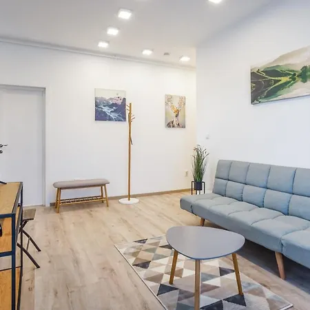 Bright Moments Away From Herastrau Park, Mall And Metro Apartment